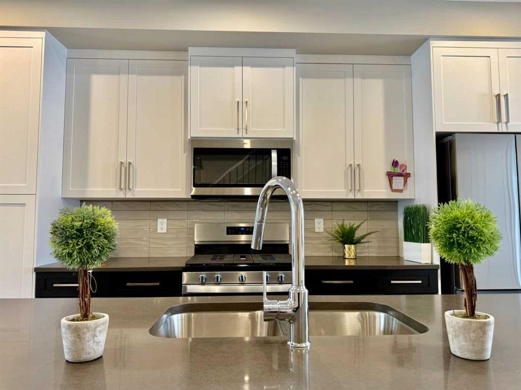 Picture for 399 Sora Boulevard SE