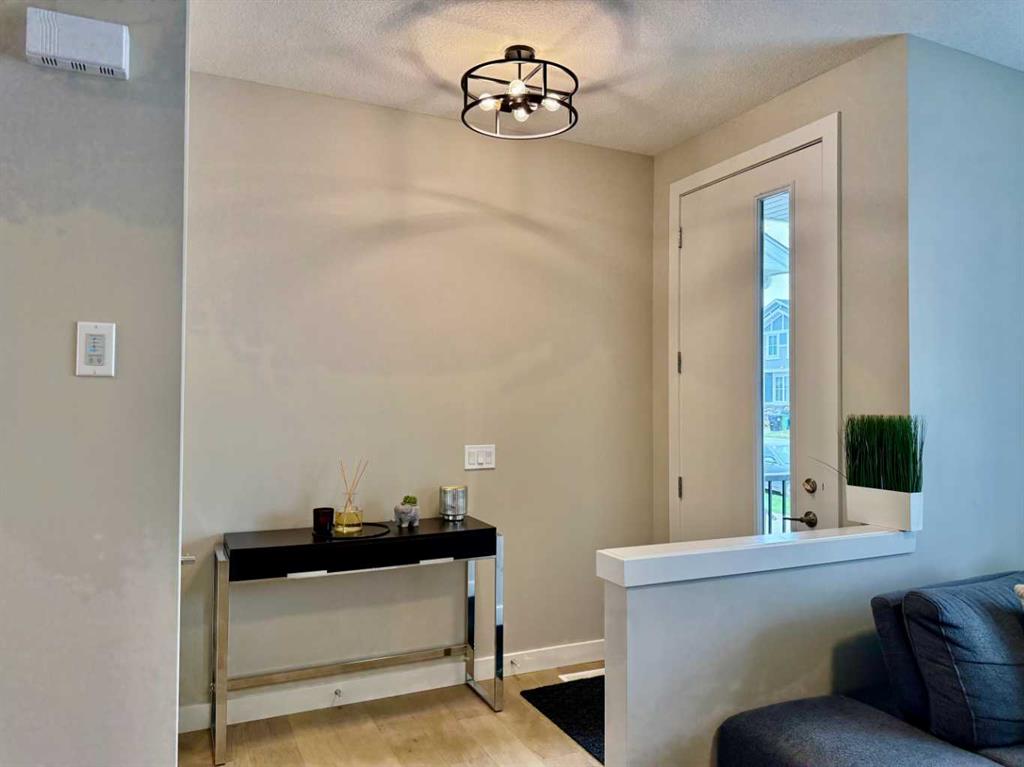 Picture for 399 Sora Boulevard SE