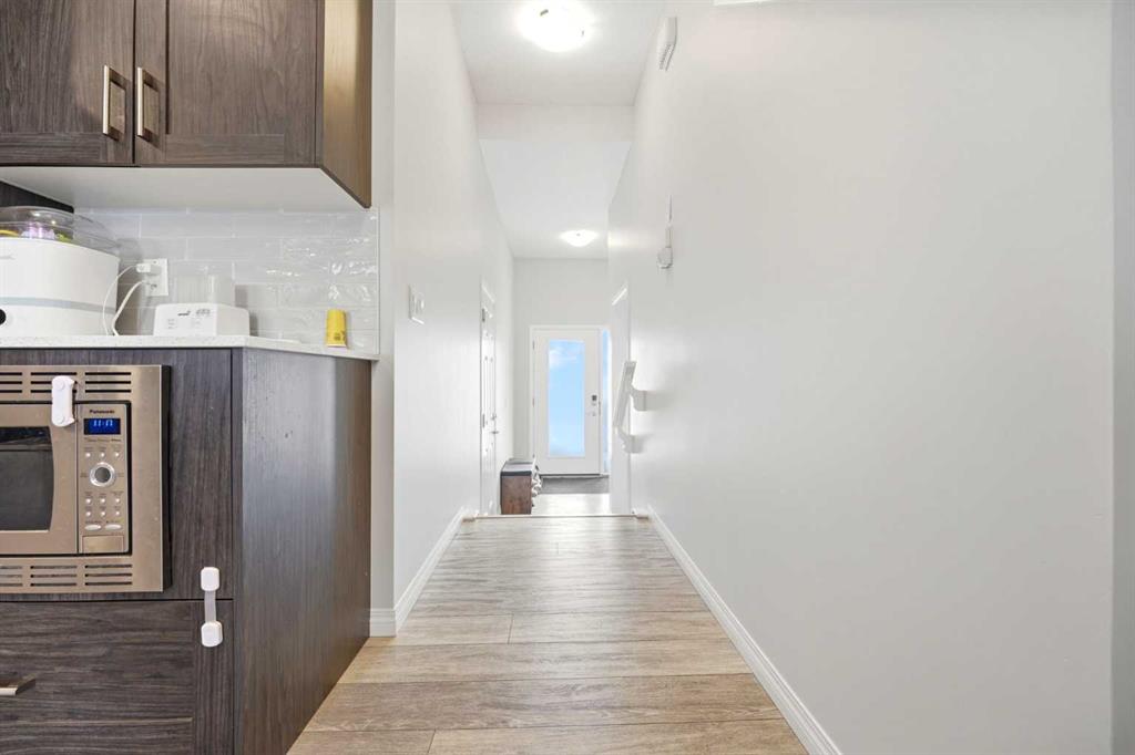 Picture for 121 Carringvue Park NW