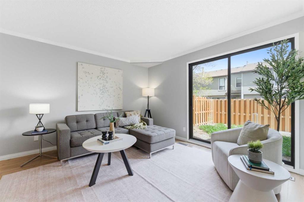 Picture for 4, 106 Grier Terrace NE