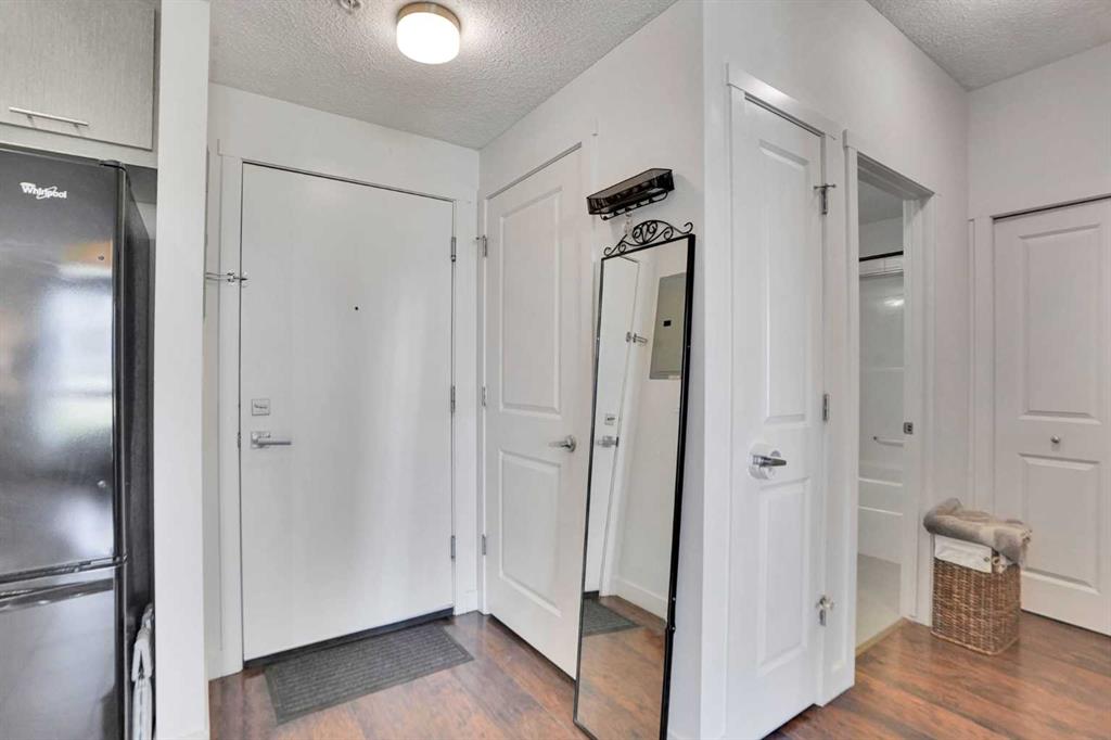 Picture for 3102, 175 SILVERADO Boulevard SW