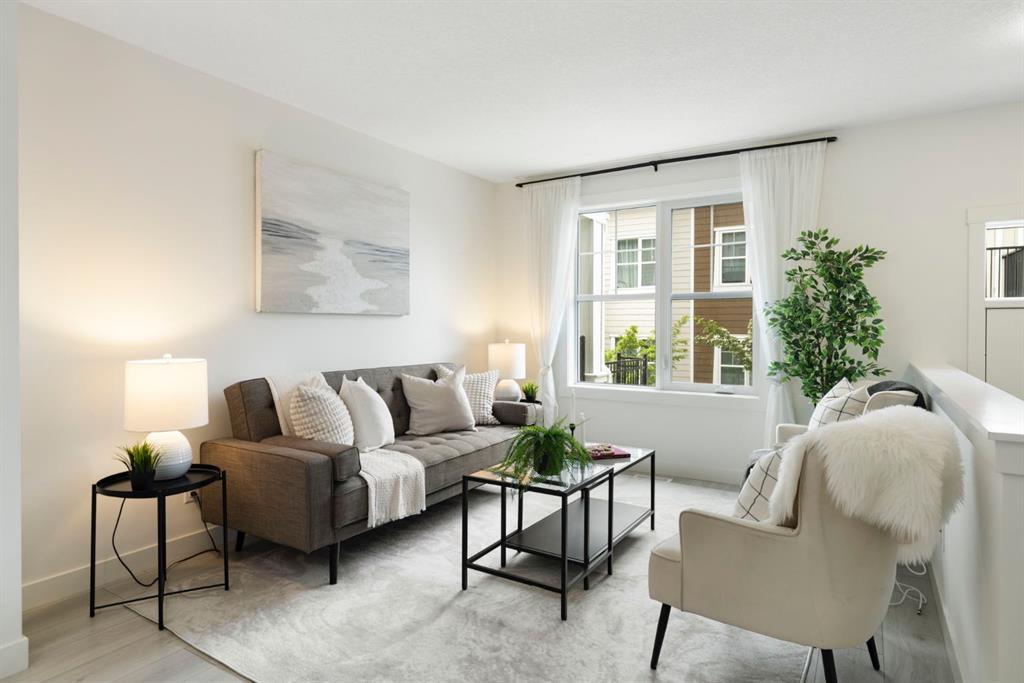 Picture for 812 Cranbrook Walk SE