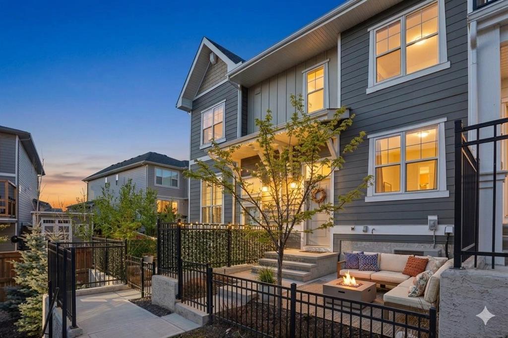 Picture for 812 Cranbrook Walk SE