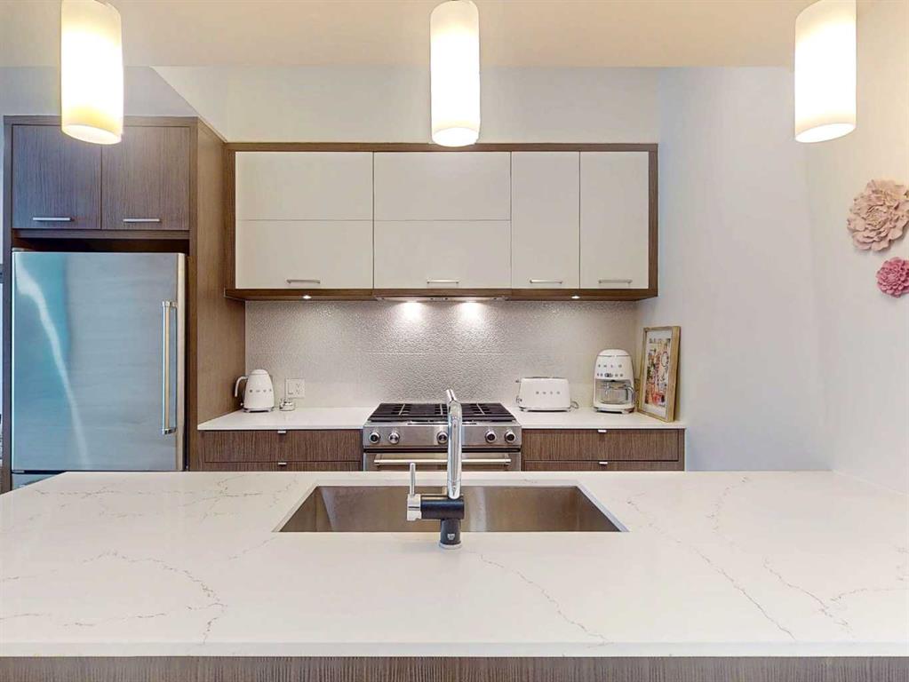 Picture for 409, 3450 19 Street SW