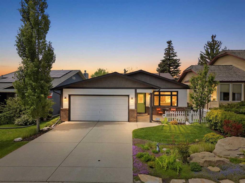 Picture for 232 Hawkcliff Way NW
