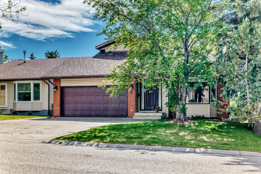 Picture for 15 Hawkcliff Way NW