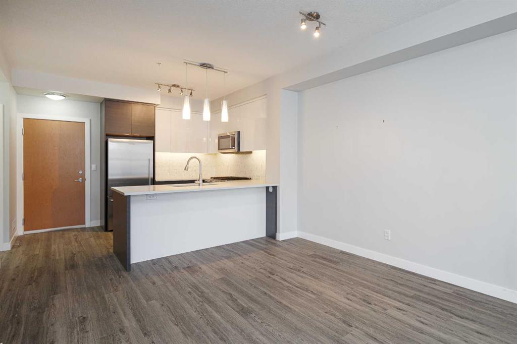 Picture for 1119, 95 Burma Star Road 