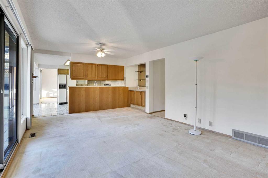 Picture for 1040 Edgemont Road NW https://www.cirrealty.ca/reb/creb/60/A2265560_14.jpg