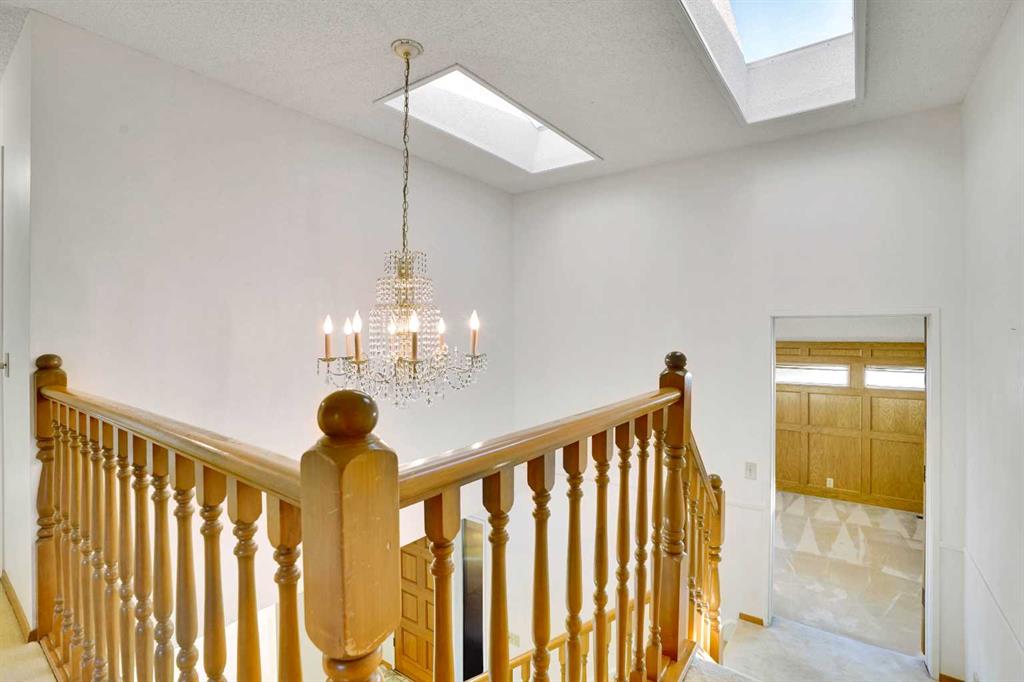 Picture for 1040 Edgemont Road NW https://www.cirrealty.ca/reb/creb/60/A2265560_22.jpg