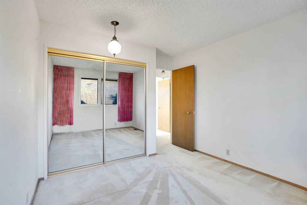 Picture for 1040 Edgemont Road NW https://www.cirrealty.ca/reb/creb/60/A2265560_36.jpg