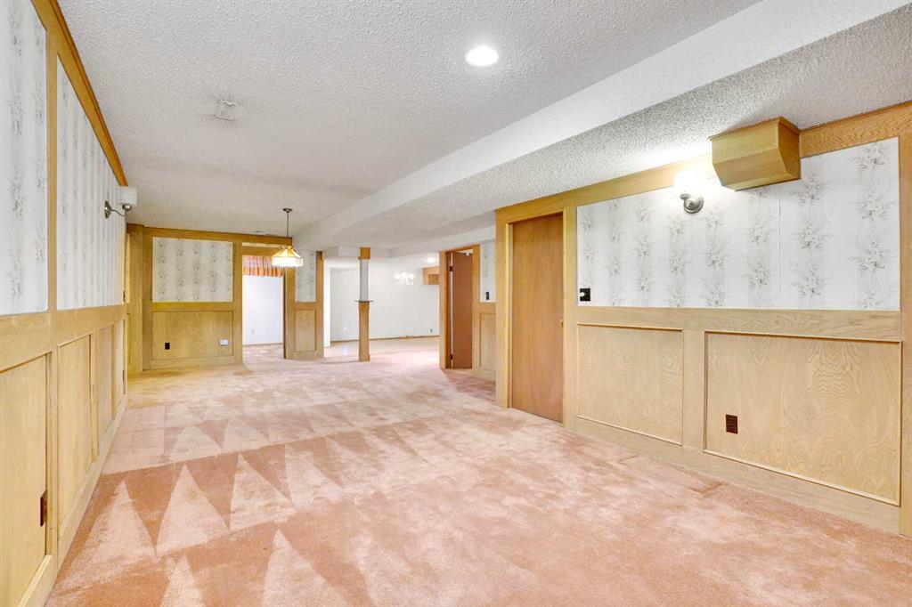 Picture for 1040 Edgemont Road NW https://www.cirrealty.ca/reb/creb/60/A2265560_41.jpg