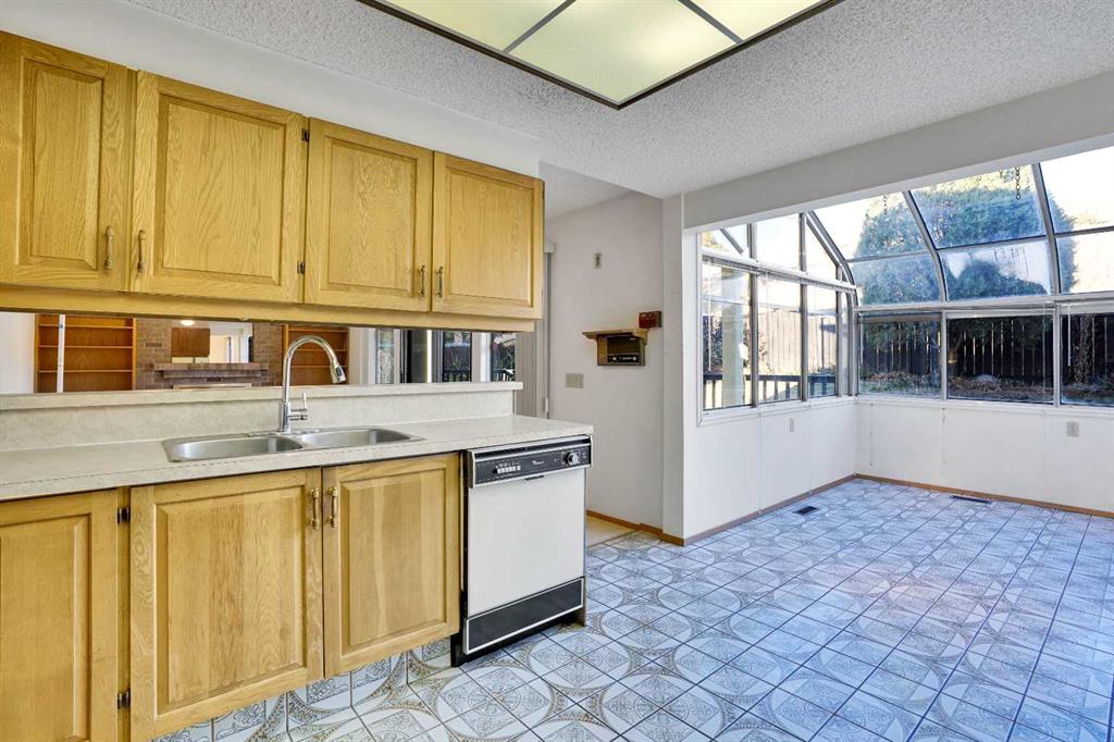 Picture for 1040 Edgemont Road NW https://www.cirrealty.ca/reb/creb/60/A2265560_9.jpg