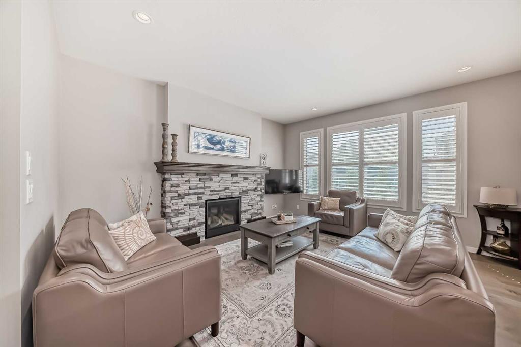 Picture for 226 West Grove Point SW