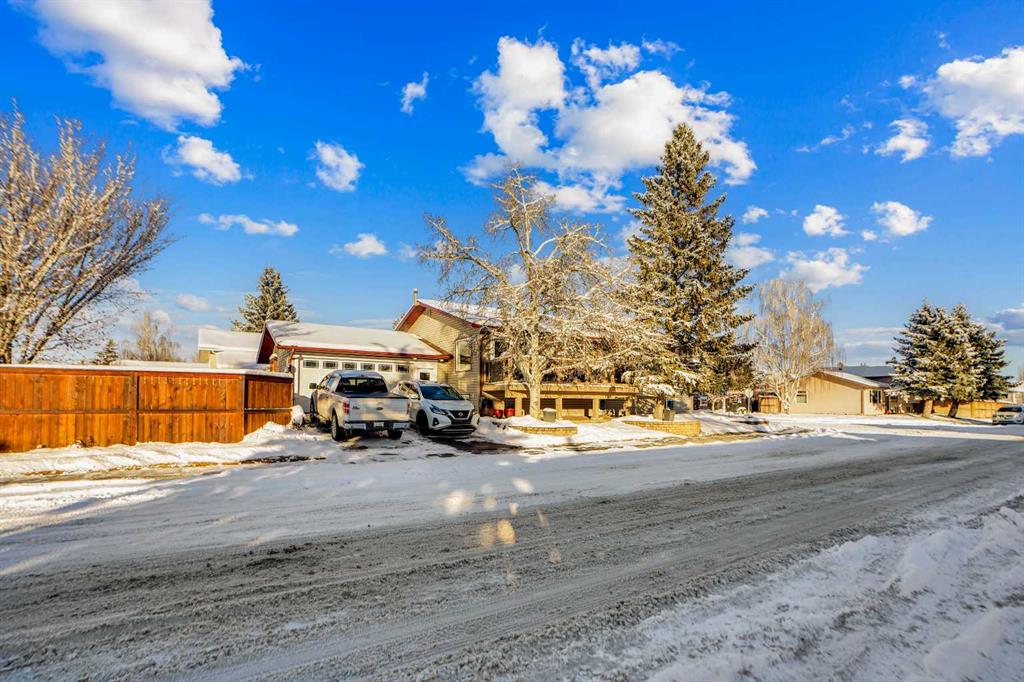 Picture for 911 6 Street SE