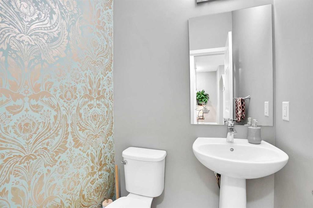 Picture for 100 Kingsbury Close SE