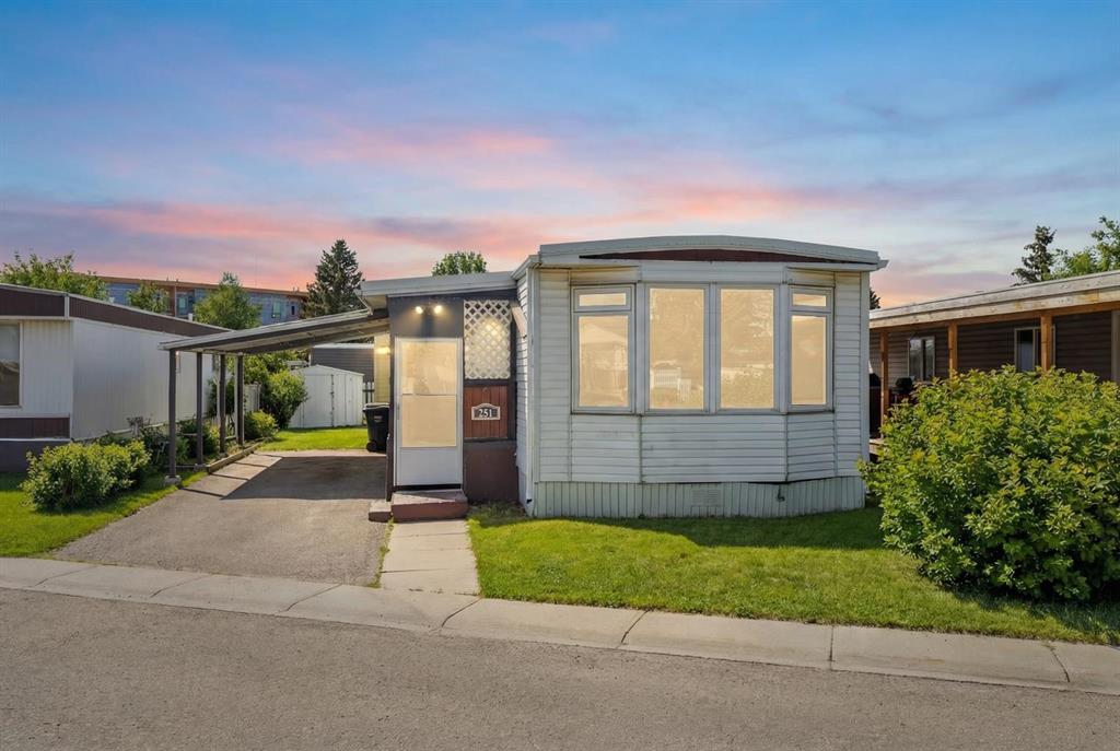 Picture for 251, 3223 83 Street NW