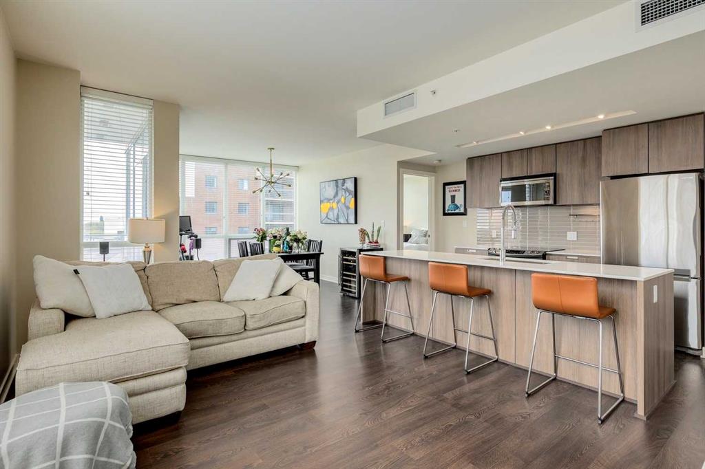 Picture for 905, 626 14 Avenue SW