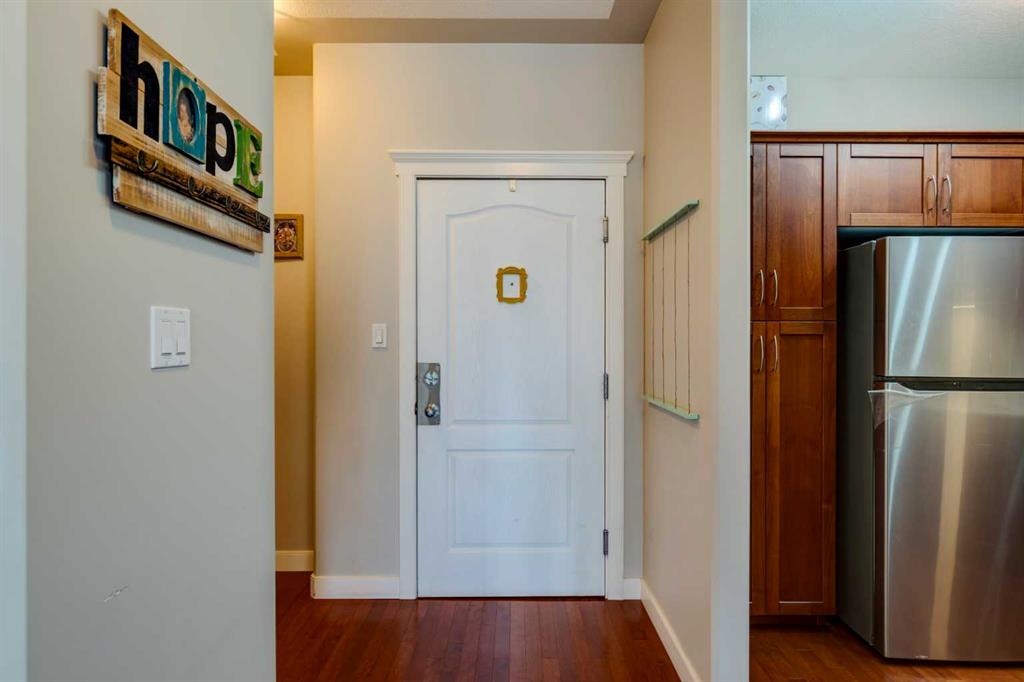 Picture for 534, 10 Discovery Ridge Close SW