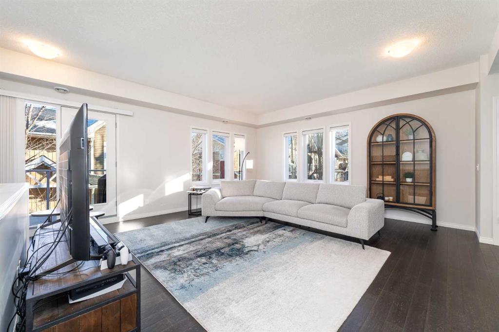 Picture for 917 Auburn Bay Square SE