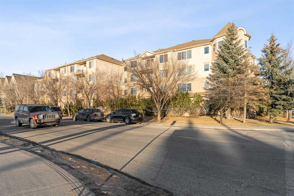 Picture for 105, 15320 Bannister Road SE