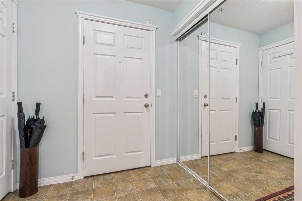 Picture for 105, 15320 Bannister Road SE