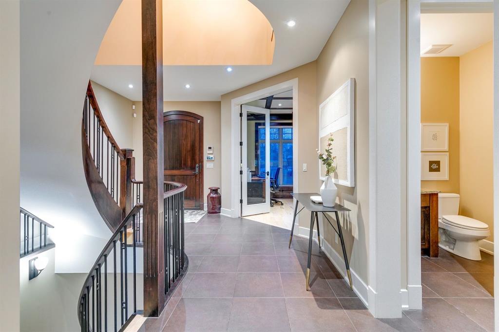 Picture for 1727 Bowness Road NW