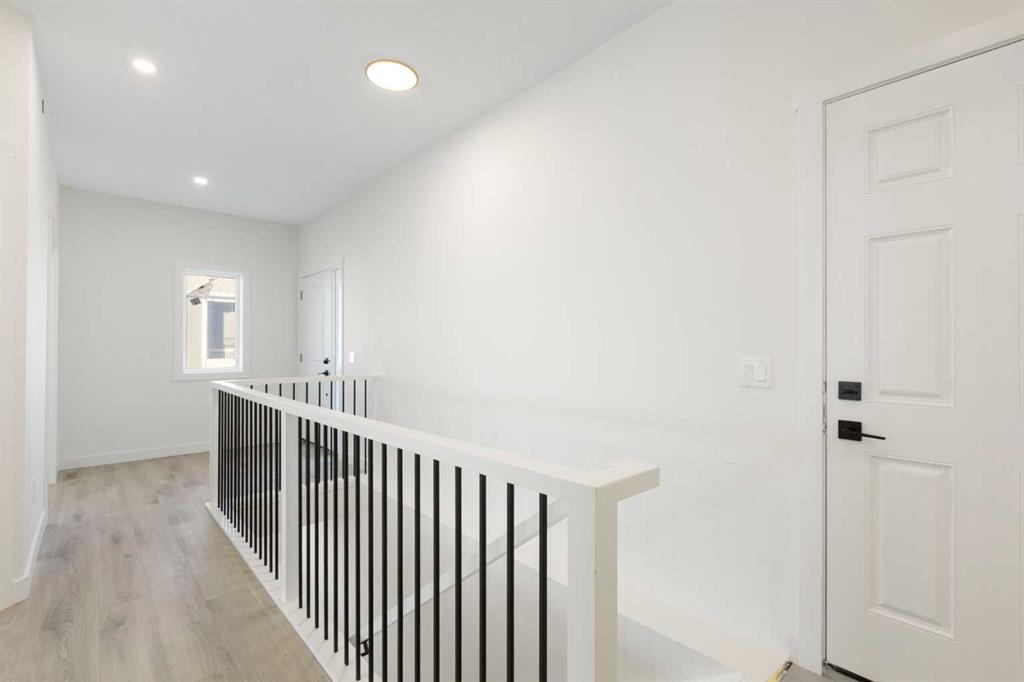 Picture for 25 St. Andrews Close 