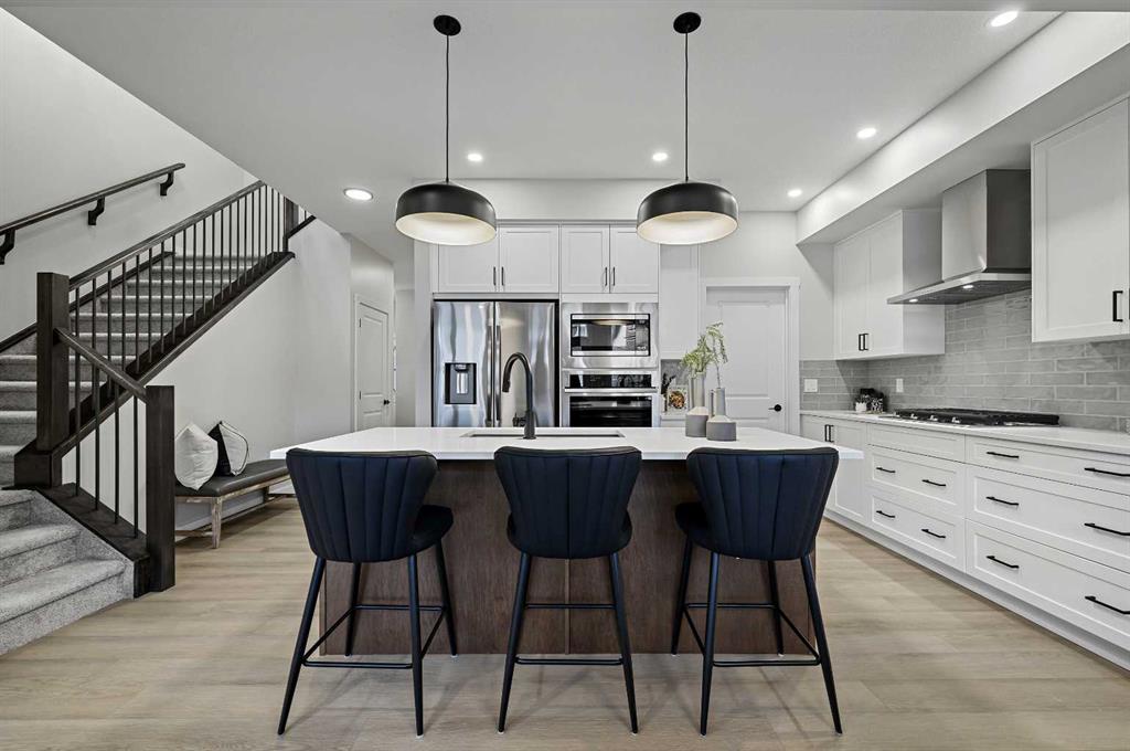 Picture for 86 Versant Rise SW