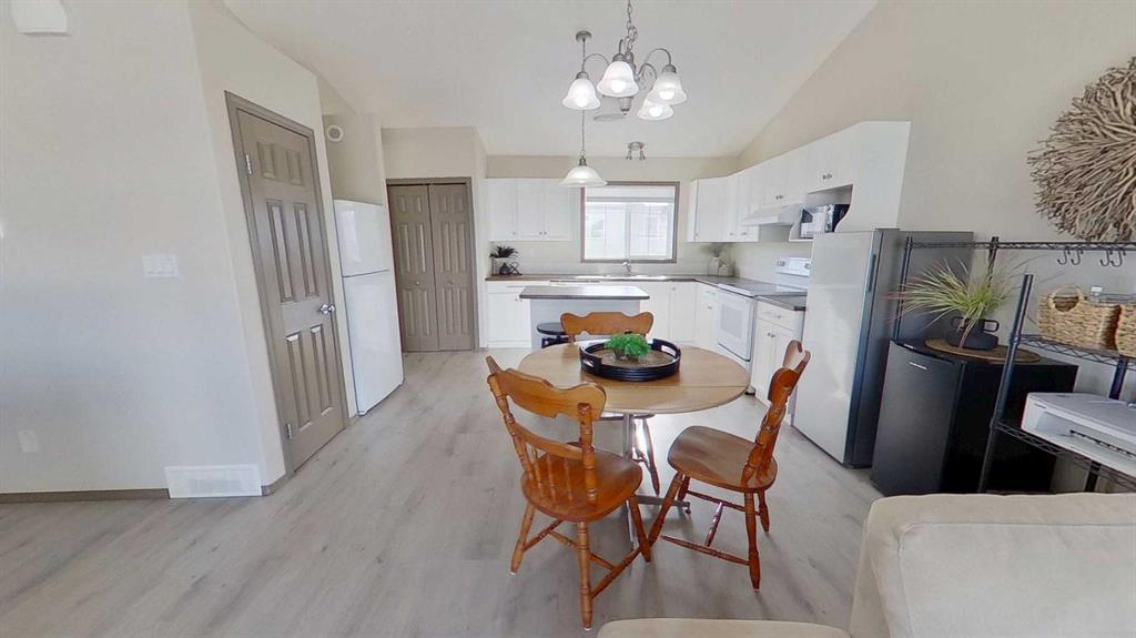 Picture for 29, 5302 47 Street 