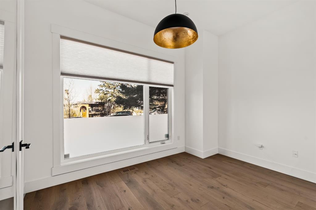 Picture for 2223 27 Avenue SW