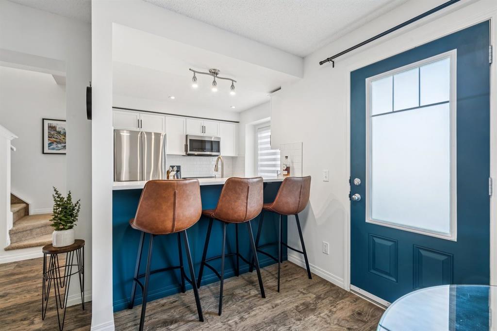 Picture for 321 Windstone Gardens SW