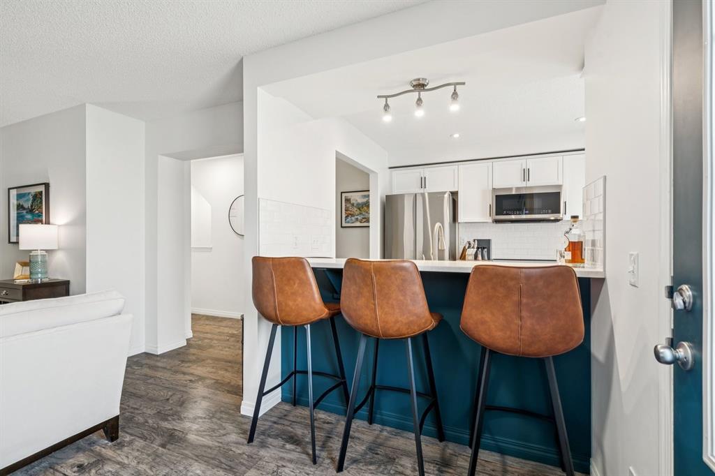 Picture for 321 Windstone Gardens SW