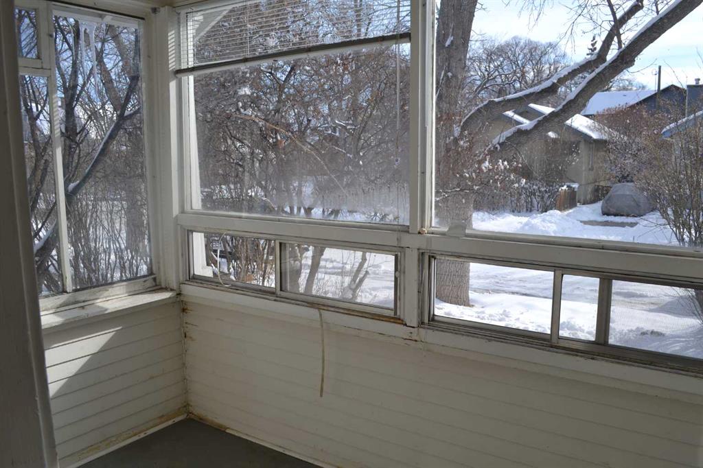 Picture for 915 1 Street NW