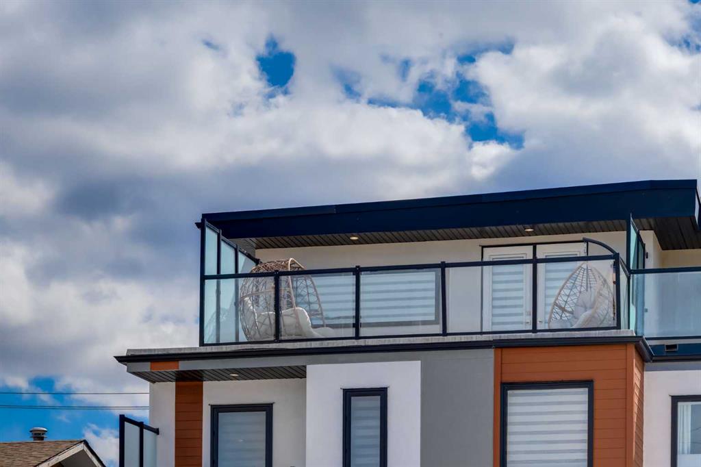 Picture for 1604 46 Street NW