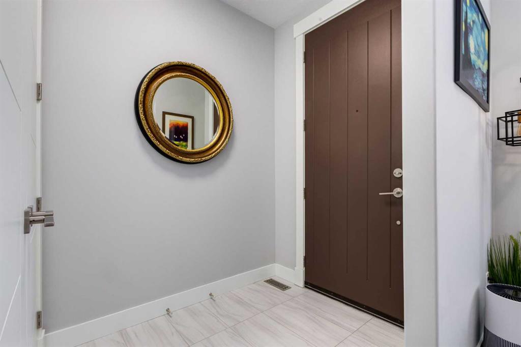 Picture for 1604 46 Street NW