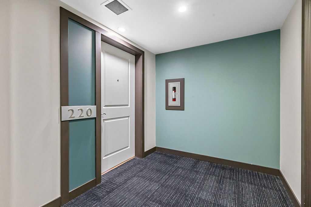 Picture for 220, 205 Sunset Drive 