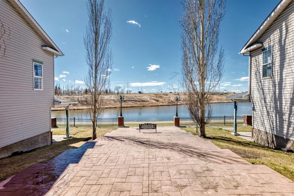 Picture for 321, 8 Prestwick Pond Terrace SE