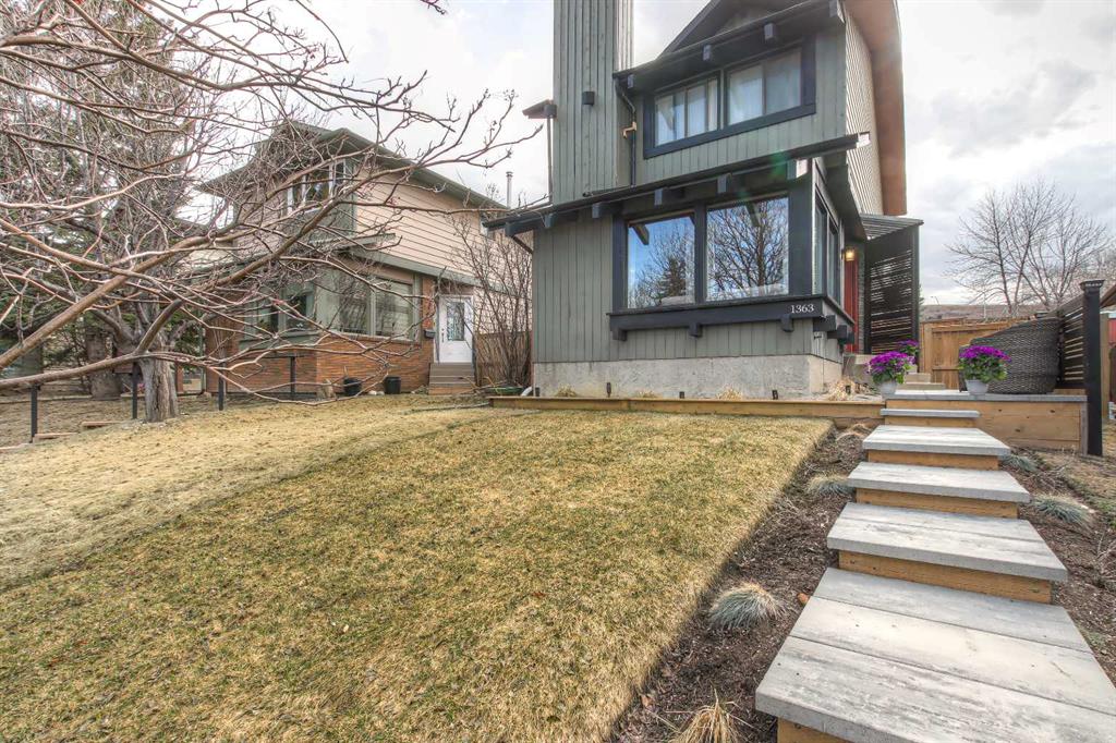 Picture for 1363 Berkley Drive NW