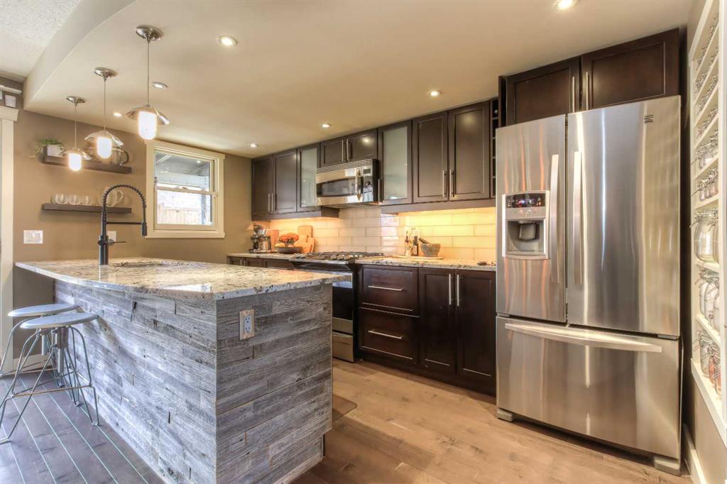 Picture for 1363 Berkley Drive NW