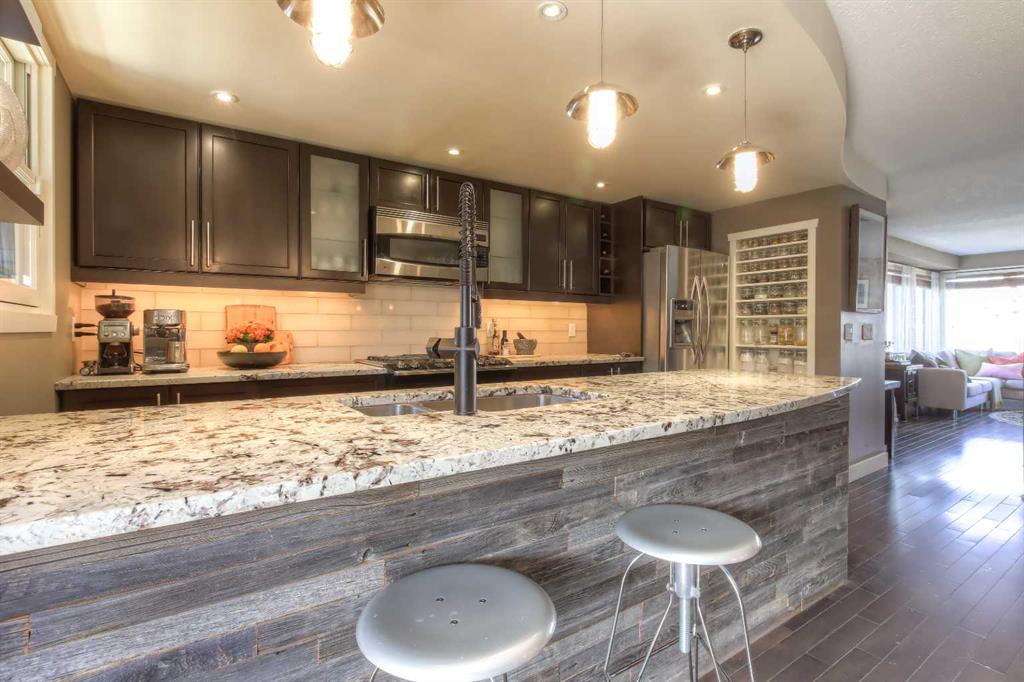 Picture for 1363 Berkley Drive NW