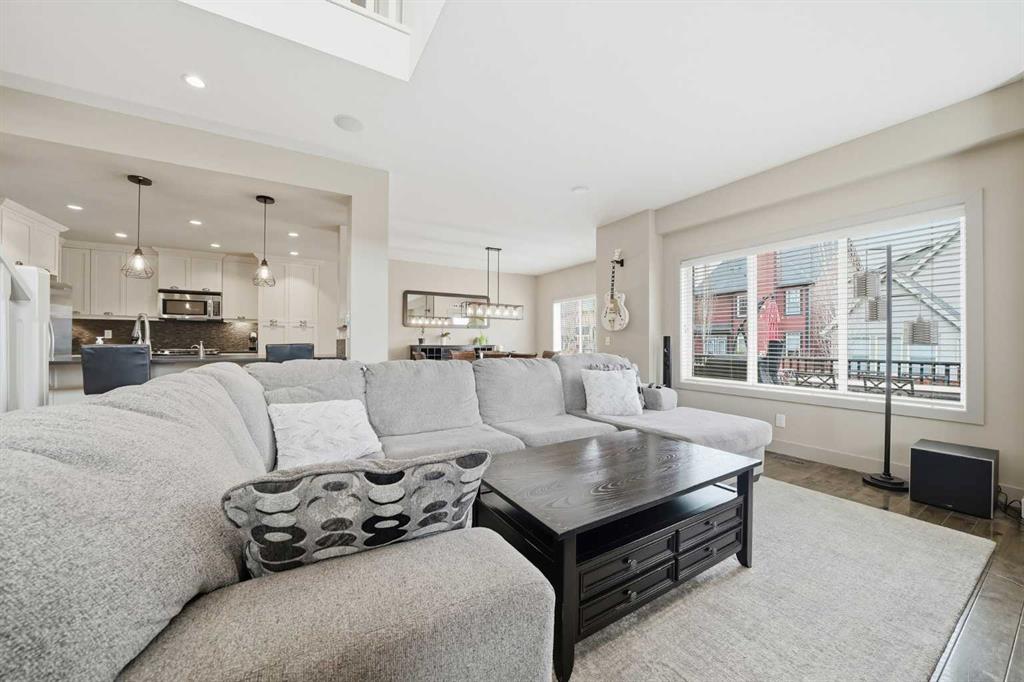 Picture for 85 Mahogany Square SE