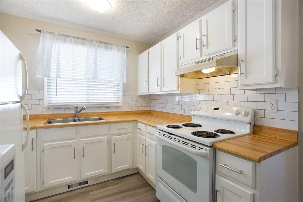 Picture for 1144 Berkley Drive NW
