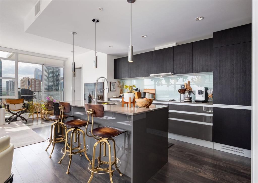 Picture for 1607, 1122 3 Street SE