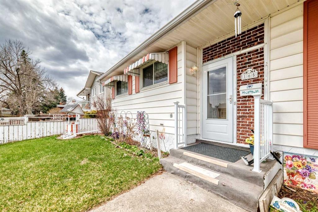 Picture for 165 Marbrooke Circle NE