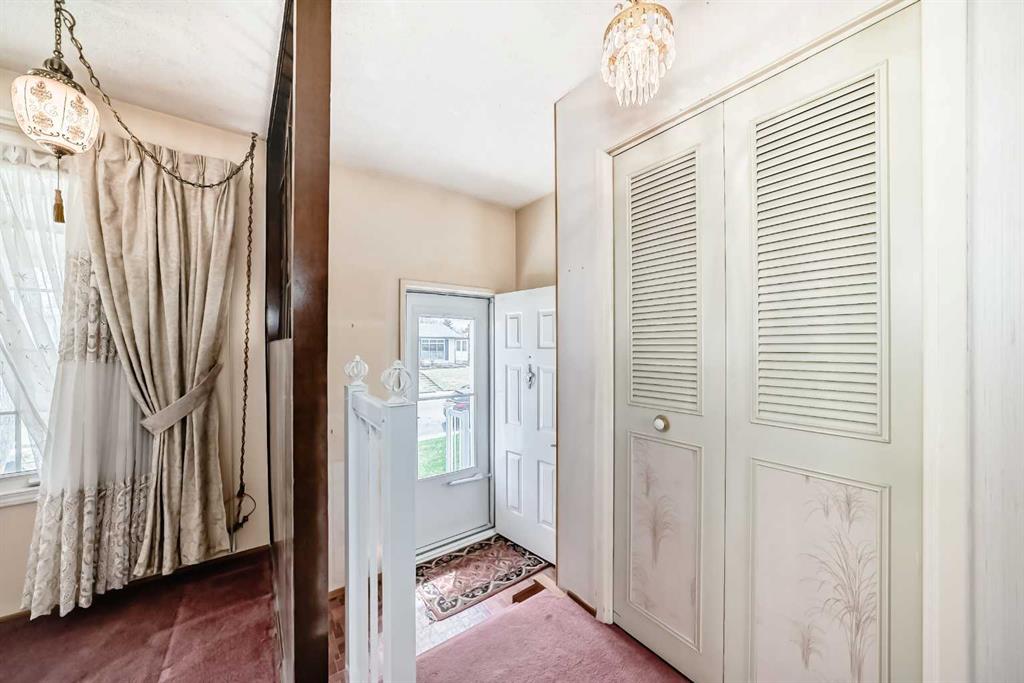 Picture for 165 Marbrooke Circle NE