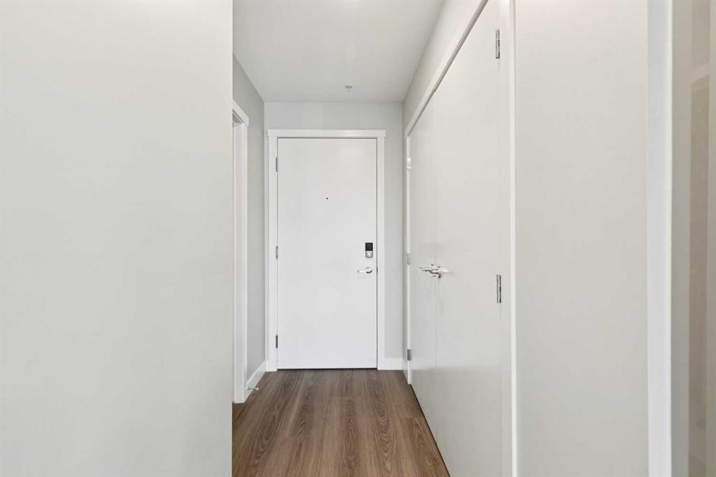 Picture for 201, 301 10 Street NW