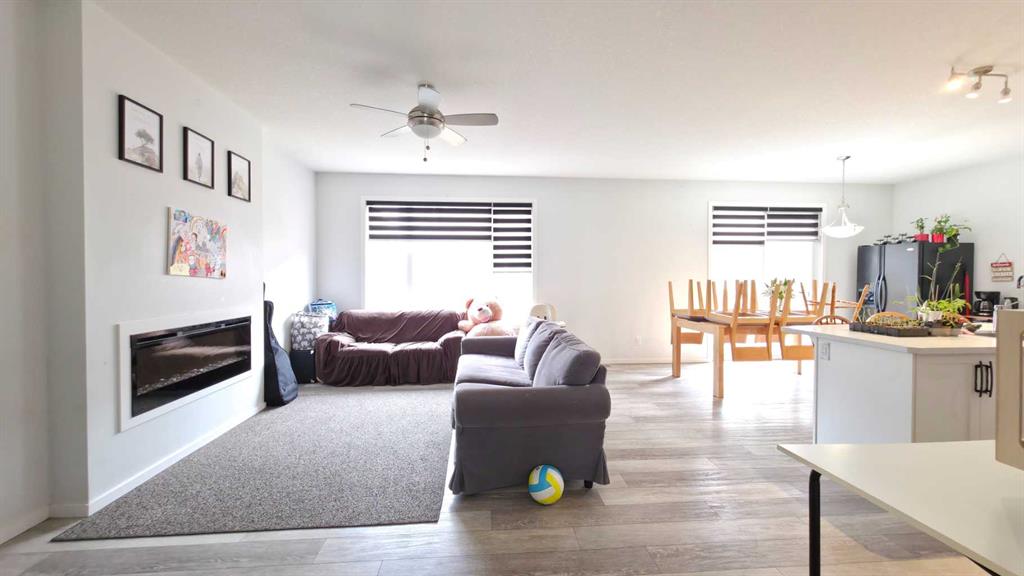 Picture for 113 Cityspring Manor NE