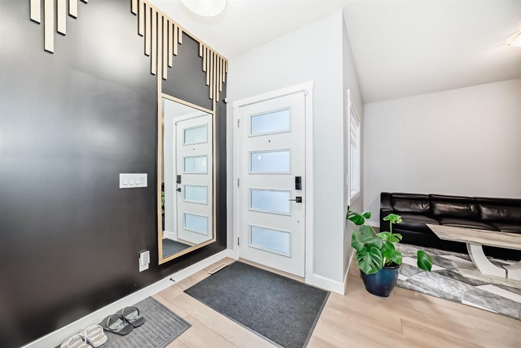 Picture for 216 Homestead Grove NE