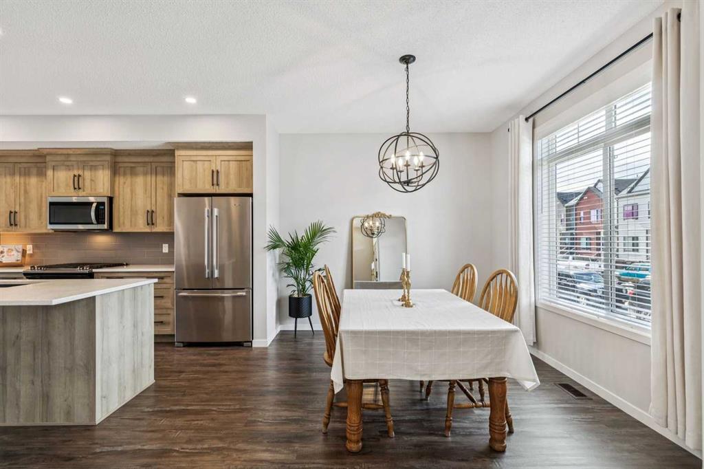 Picture for 43 Willow Crescent 