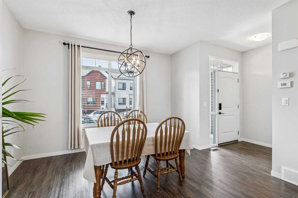Picture for 43 Willow Crescent 